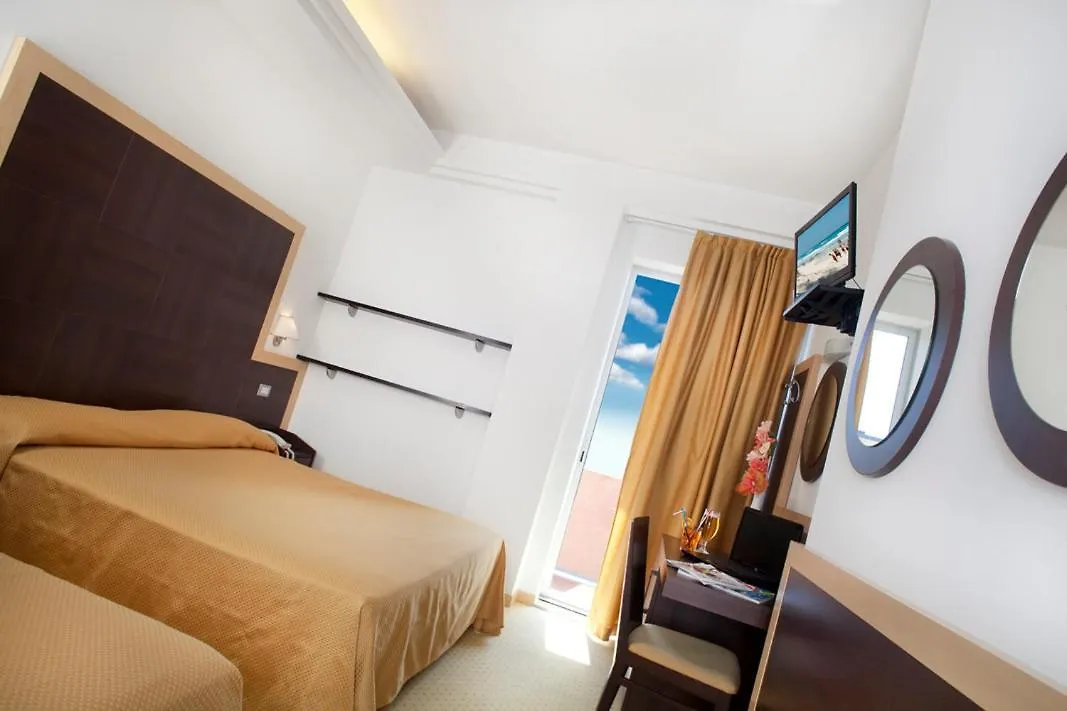 Hotel San Salvador Беллария-Иджеа-Марина