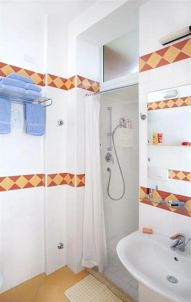 Hotel San Salvador Bellaria-Igea Marina 3*,